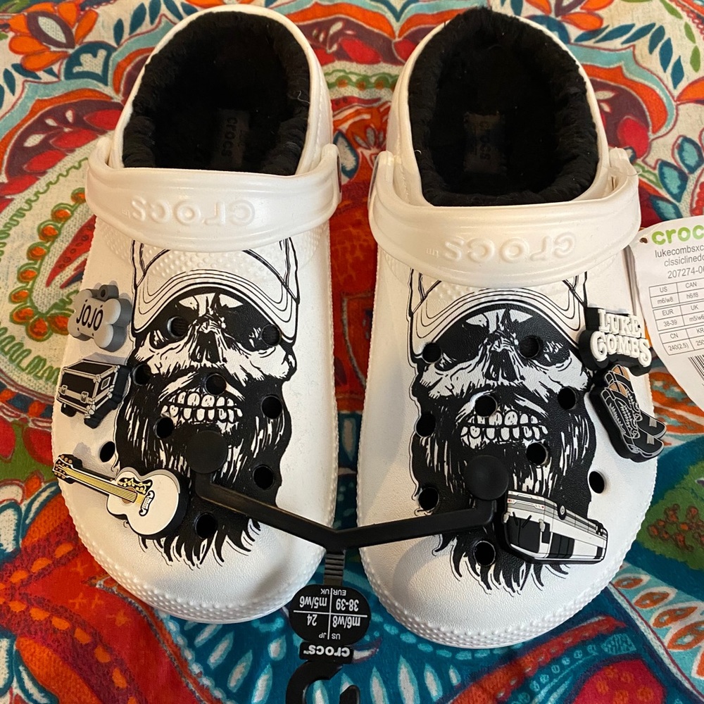 LUKE COMBS CROCS
